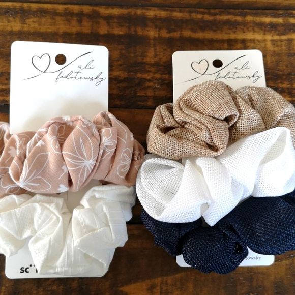 Accessory Lot - Picture 4 of 7